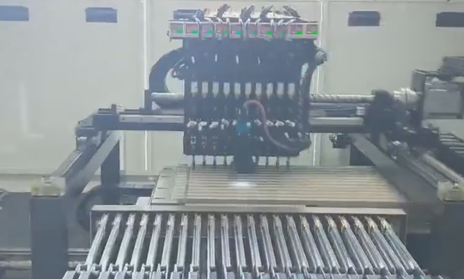 銅線燈貼片機(jī)、全自動(dòng)燈串貼片機(jī)實(shí)際貼裝視頻